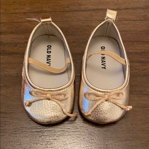 Baby girl gold ballet flats
